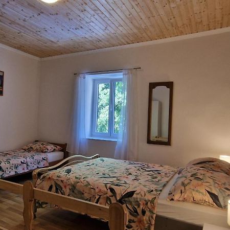 Studio Apartman Kastel Kambelovac Kaštela Buitenkant foto