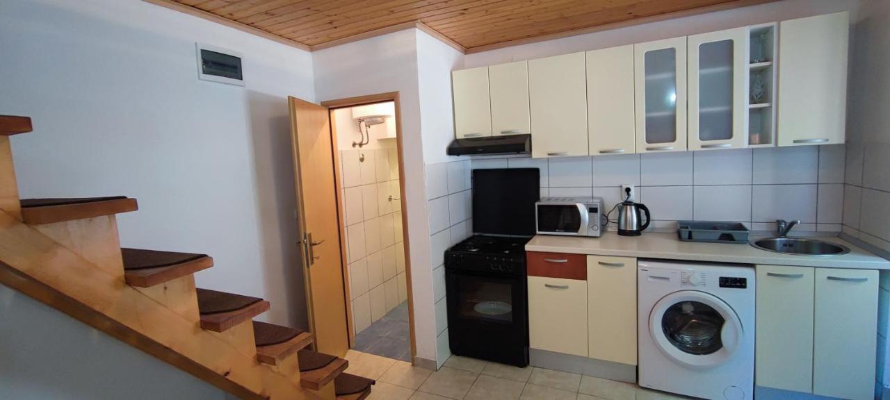 Studio Apartman Kastel Kambelovac Appartement Kaštela Buitenkant foto